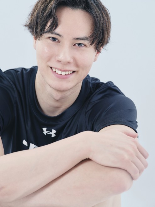 Sportiva Volleyball Special Issue Vol.3, released May 29, features a back cover illustration of Ran Takahashi by Haikyu!! creator Haruichi Furudate.